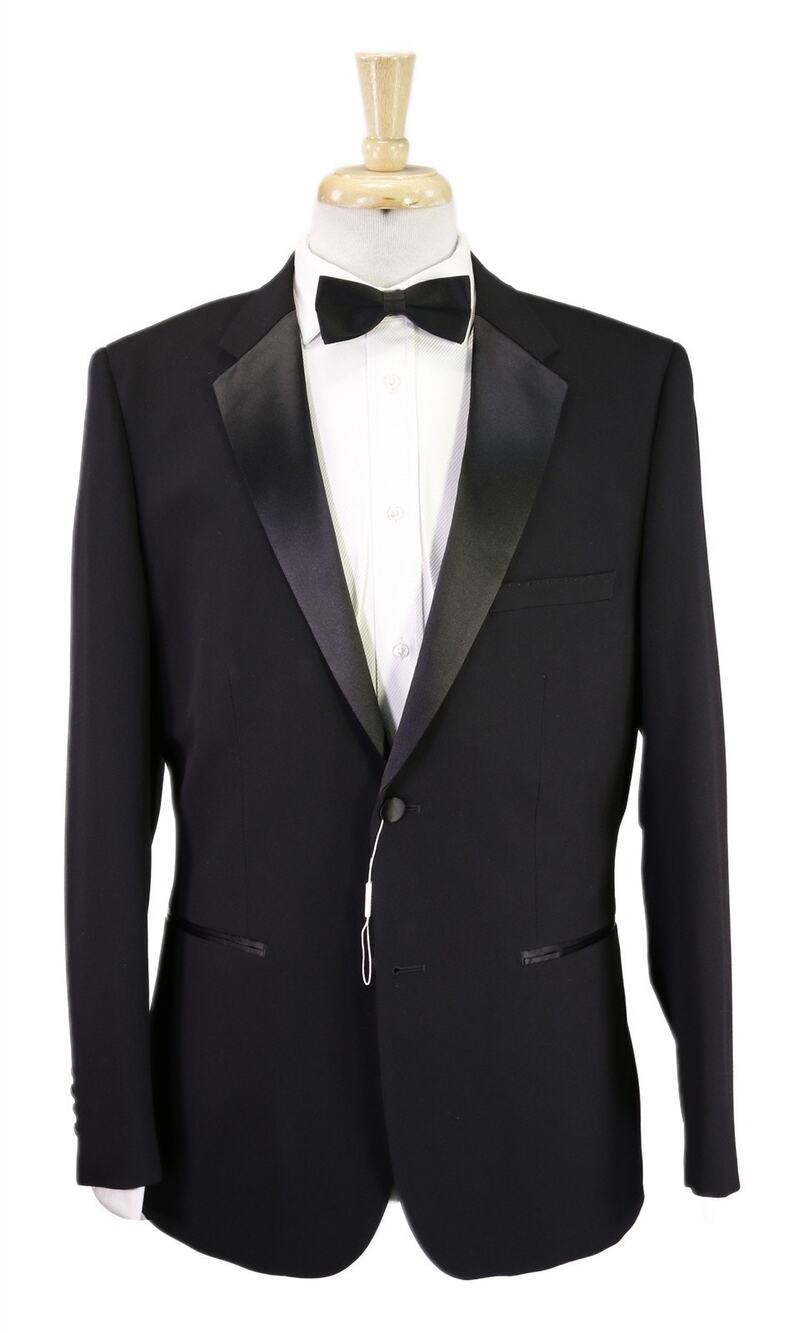 SuitShop Black Slim Fit 2-Btn Stretch Tuxedo Formal Wedding Suit 42R